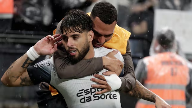Ảnh bài viết Mãn nhãn trận cầu 4 bàn, Depay bị đồng đội lu mờ