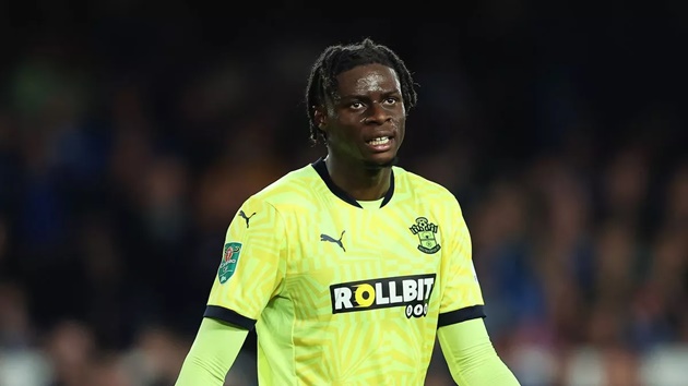 Ảnh bài viết Sao Chelsea xóa mọi dấu vết, dấy lên nghi ngờ về tương lai