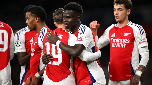 Ảnh bài viết Đội hình Champions League hay nhất tuần theo UEFA: 'Tam tấu' Saka - Olise - Griezmann góp mặt