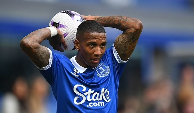 Ảnh bài viết Cha và con cùng tranh tài: Ashley Young đối đầu Tyler tại FA Cup