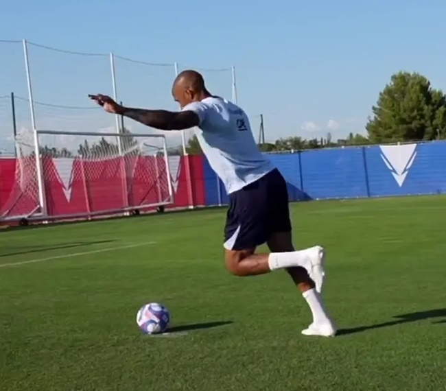 Ảnh bài viết Henry gây sốt tại U23 Pháp, người hâm mộ liền so sánh với Mbappe