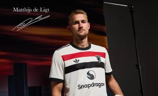 Ảnh bài viết Dietmar Hamann nói lời thật lòng về trình độ Matthijs De Ligt