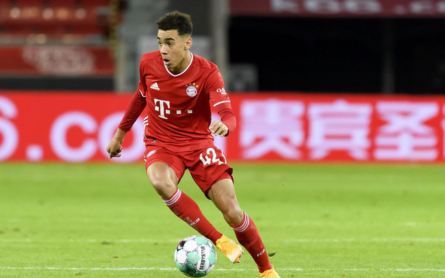 Ảnh bài viết Chuyển nhượng tối 16/9: Arsenal mua thêm tiền đạo, M.U nhận hồi đáp vụ Rabiot