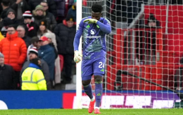 Ảnh bài viết Bốn ngôi sao Man Utd tỏ ra tức giận sau lỗi của Onana trước Brighton