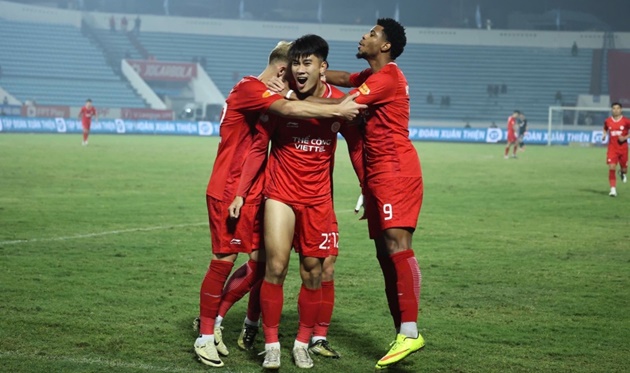 Ảnh bài viết Viettel 'xuất xưởng' 3 cái tên cho HLV Kim Sang Sik 