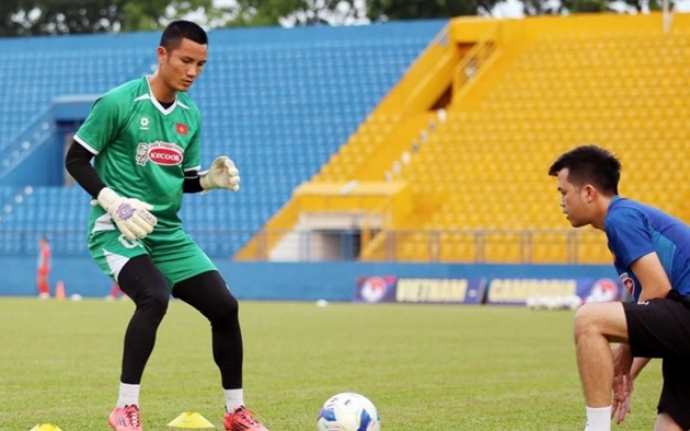 Ảnh bài viết Đình Triệu tập luyện cùng toàn đội Việt Nam