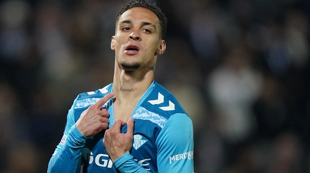 Ảnh bài viết Sếp lớn Betis nói rõ về khả năng giữ chân Antony