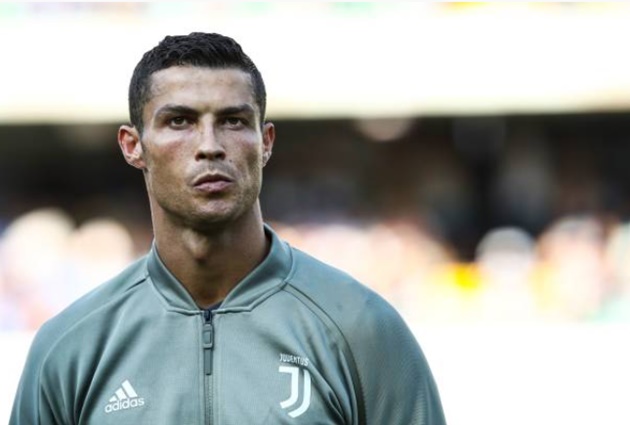 Ảnh bài viết 50 sắc thái cảm xúc của CR7 ngày chào nước Ý 