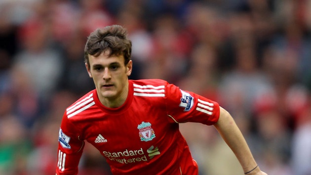 1. Jack Robinson (16 tuổi, 250 ngày). Cầu thủ trẻ nhất của Liverpool ra mắt tại Premier League chỉ có tổng cộng vỏn vẹn 3 lần ra sân, trước khi chuyển sang Queens Park Rangers vào năm 2014. Anh hiện khoác áo Nottingham Forest tại Championship.