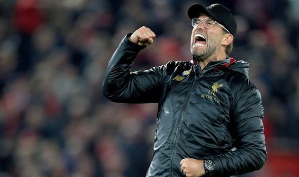 Klopp ăn mừng cuồng nhiệt.