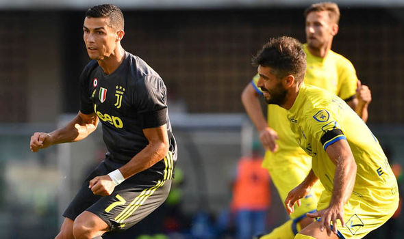 Ronaldo đang có phong độ cao đứng trước cơ hội lần đầu phá lưới Chievo.