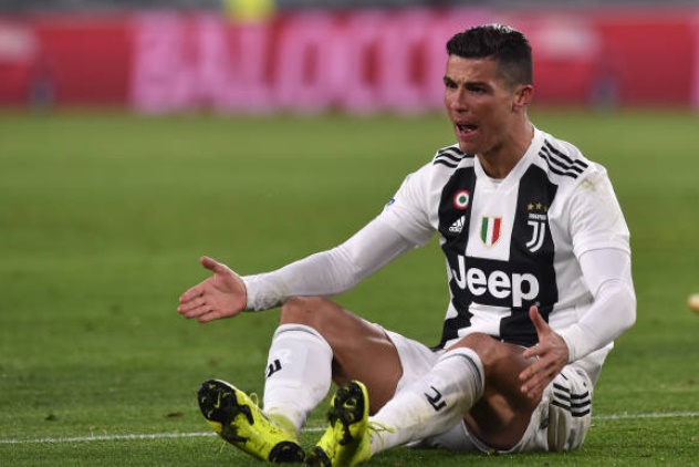 90 phút tồi tệ của Ronaldo.