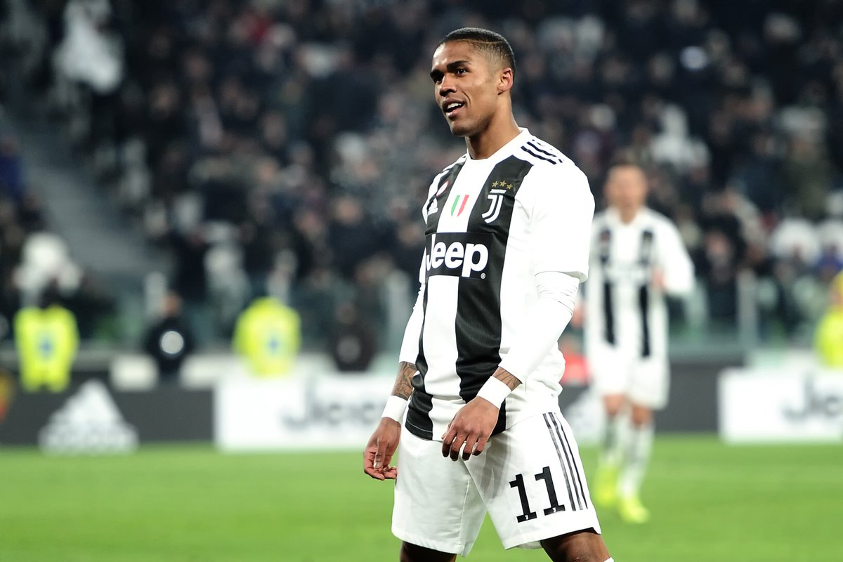 Costa lóe sáng giúp Juve mở tỷ số.