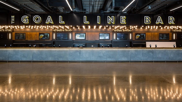 Ngôi nhà mới của Spurs sở hữu kỷ lục Châu Âu với quầy bar dài nhất, lên đến 65 mét.