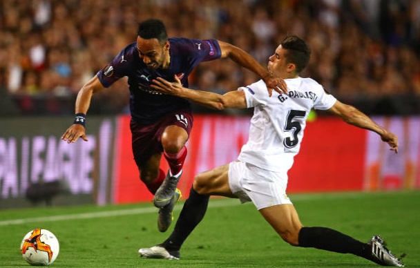 Arsenal hành quân đến Estadio Mestalla với hành trang là thắng lợi 3-1 ở lượt đi bán kết Europa League.