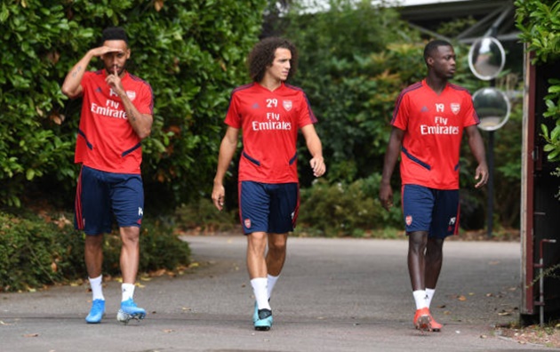 Ảnh bài viết Arsenal mua "máy chém Bờ Biển Ngà", Owen nói thẳng số phận mùa tới