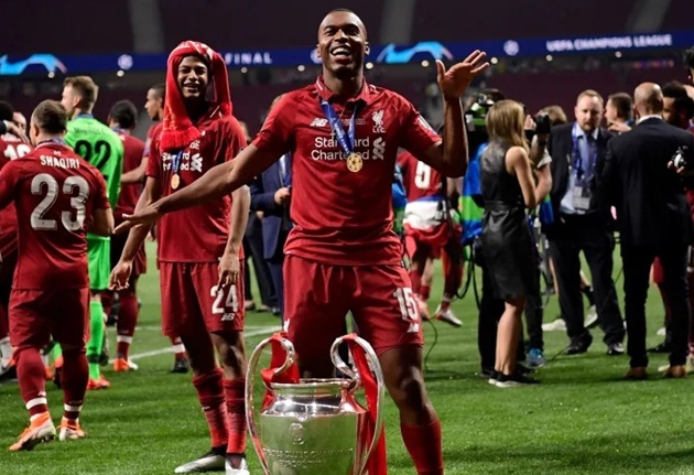 Ảnh bài viết Rời Liverpool, 'hoài niệm SAS' đàm phán thay thế Rooney