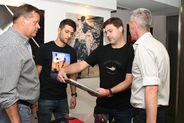 Mới đây, cựu thuyền trưởng Spurs bất ngờ xuất hiện tại quê nhà Argentina.