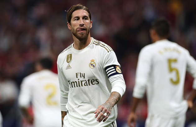 Trung vệ: Sergio Ramos. Đội trưởng Real Madrid rõ ràng là ngôi sao sáng giá bậc nhất, không chỉ ở Tây Ban Nha mà còn là toàn cầu.
