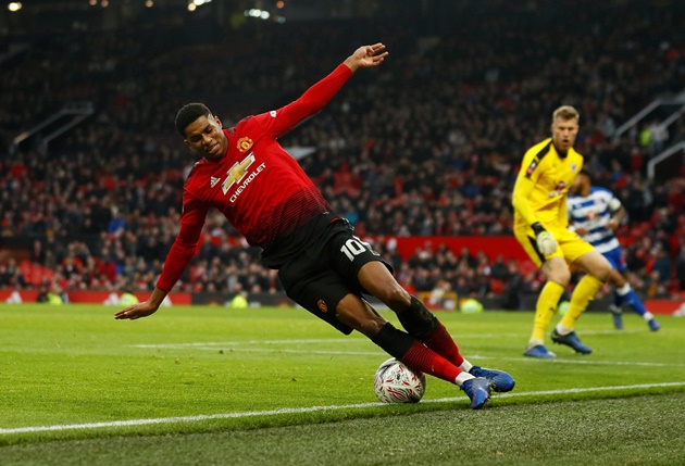 Marcus Rashford (80 triệu euro) không thể ra sân cùng đồng đội tại Old Trafford hôm qua, do chưa bình phục chấn thương.