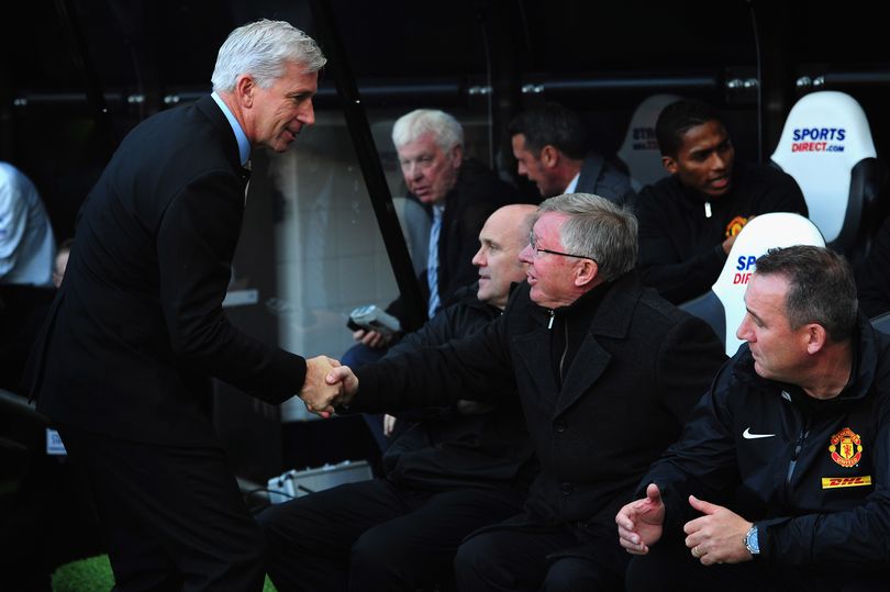 Alan Pardew và Sir Alex.