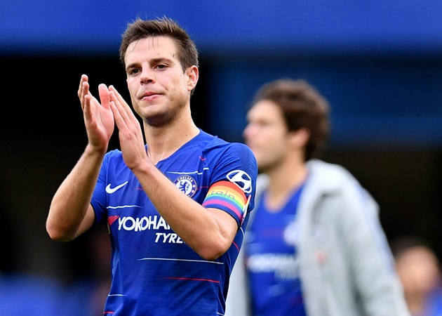Cesar Azpilicueta (Chelsea) 8 năm. Thủ quân đương nhiệm của The Blues cập bến Stamford Bridge với mức phí chỉ 7 triệu bảng.