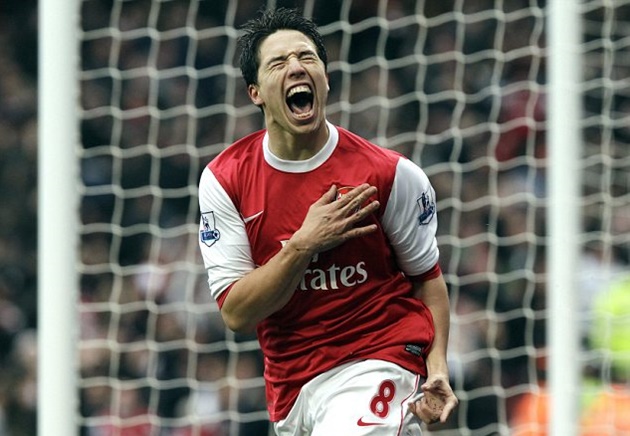 Tiếp đến là Samir Nasri (36 bàn). Bùng nổ với kỹ thuật mềm mại ấn tượng trong màu áo Arsenal, nhưng tuyển thủ Pháp lại trở thành kẻ phản bội "Judas" trong mắt fan Pháo Thủ, khi dứt áo chuyển sang Manchester City.
