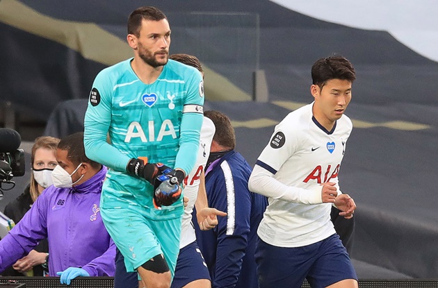 Cả 2 hòa giải và cùng tiến ra sân, bảo toàn thắng lợi 1-0. Nhìn lại sự cố, Lloris thừa nhận có những yếu tố đã làm anh mất kiểm soát cảm xúc, nhưng vấn đề đã được giải quyết và ở lại phía sau.