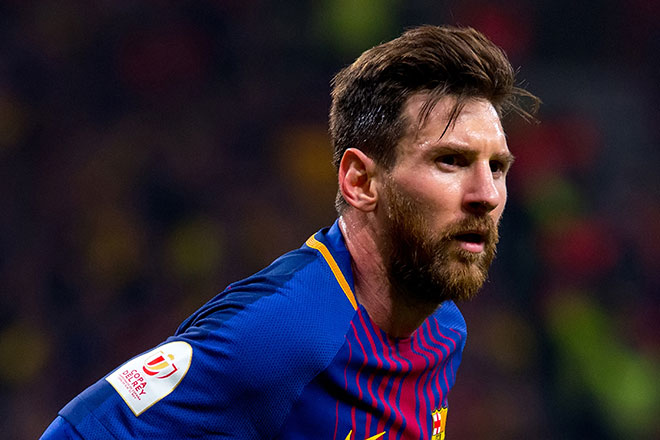Man City chưa thể mua Messi.