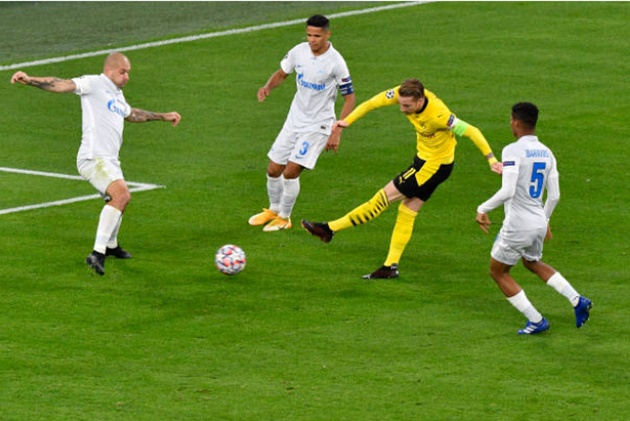 13 phút sau, vẫn là thủ quân Dortmund xử lý kỹ thuật trong vòng cấm đội khách và tung ra cú dứt điểm từ góc hẹp. Đáng tiếc người chiến thắng lần này vẫn là Kerzhakov.