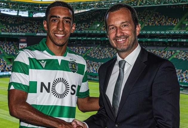 Ở Sporting CP, ngòi nổ 18 tuổi - Tiago Tomas đóng góp 5 bàn thắng cùng 3 đường kiến tạo qua 22 lần góp mặt trên mọi mặt trận.