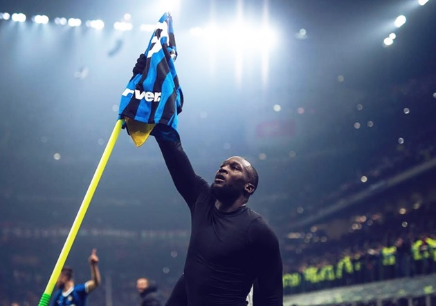 Cú đúp tung lưới Benevento Calcio giúp Romelu Lukaku chinh phục cột mốc 150 bàn thắng trong khuôn khổ 5 giải VĐQG hàng đầu châu Âu, ở 27 tuổi và 262 ngày.