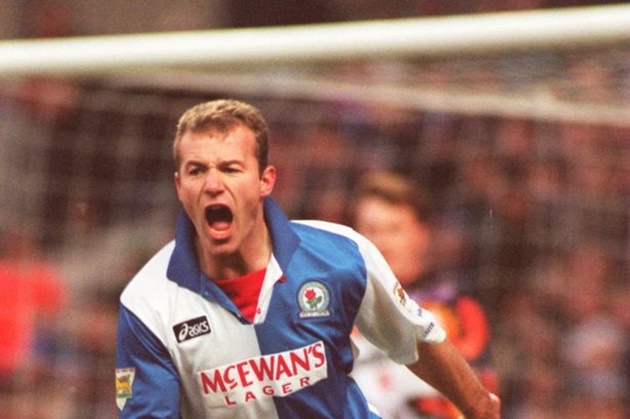 Alan Shearer ghi tới 31 bàn nhưng không thể giúp Blackburn bảo vệ ngôi vương.