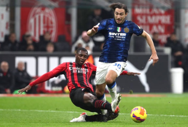 Kịch tính tăng cao khi đến phút 27, Inter lại được hưởng penalty.