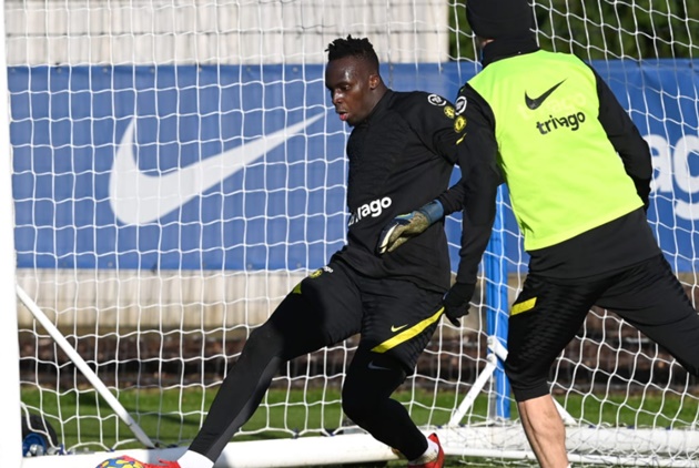 Trả lời phỏng vấn trước thềm màn so tài Leeds, Tuchel xác nhận Edouard Mendy sẽ trở lại bắt chính.