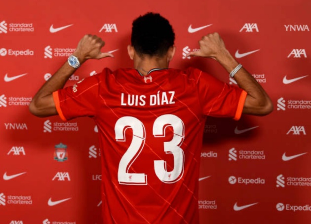 Bản hợp đồng mùa đông từ Porto sẽ tiếp quản số áo 23 của The Kop.