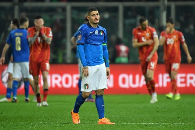 Nhà vô địch EURO không thể dự World Cup.
