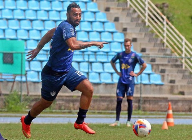 Ảnh bài viết HAGL với Junior Paraiba – Sự mạo hiểm cần thiết