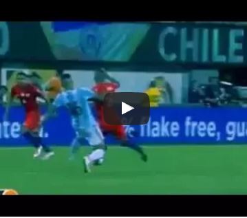 Ảnh bài viết Pha phạm lỗi vô duyên dẫn đến thẻ đỏ của Marcos Rojo 