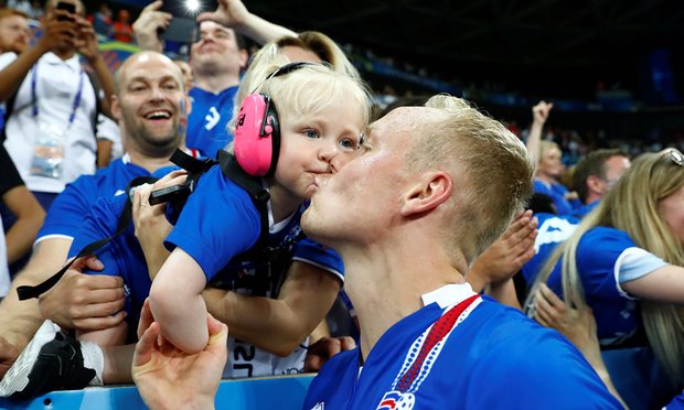 Ảnh bài viết Nói về Iceland, hãy nói về quốc gia dễ thương nhất thế giới bóng đá