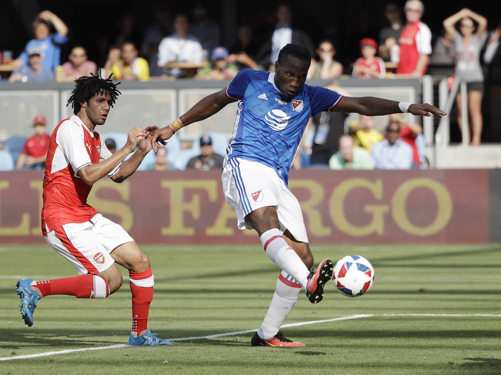 Ảnh bài viết Chùm ảnh: Tân binh ra mắt, Arsenal vẫn bị Drogba hành hạ