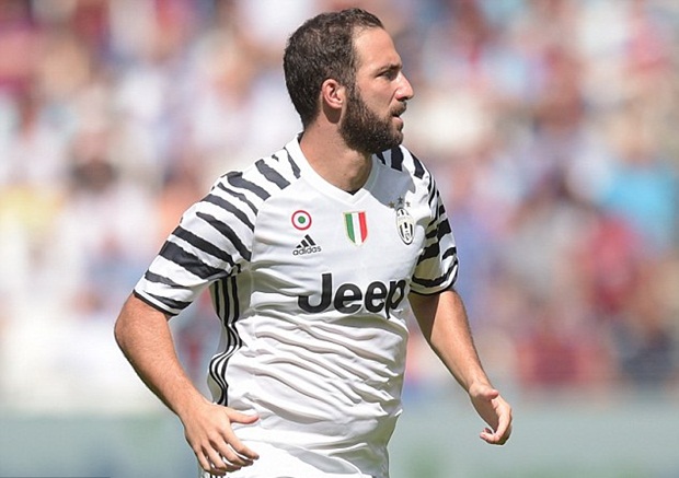 Ảnh bài viết "Higuain trông như một con heo"