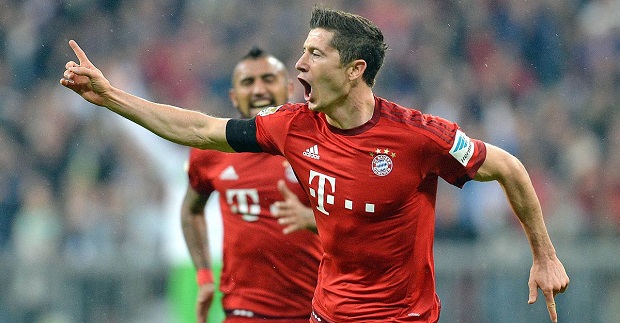 Ảnh bài viết Lewandowski tỏa sáng: Hùm xám thắng chật vật