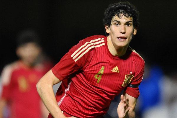 Ảnh bài viết Jesus Vallejo thể hiện tài năng trong màu áo Zaragoza