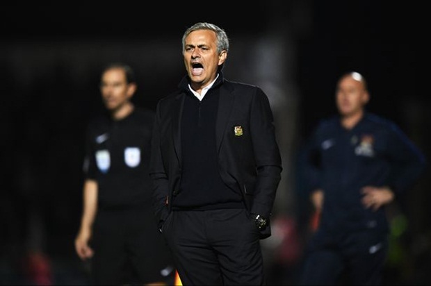 Ảnh bài viết Thắng Northampton, Mourinho vẫn nổi trận lôi đình
