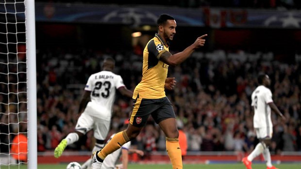 Ảnh bài viết Walcott và những ngôi sao sáng nhất Champions League tuần qua