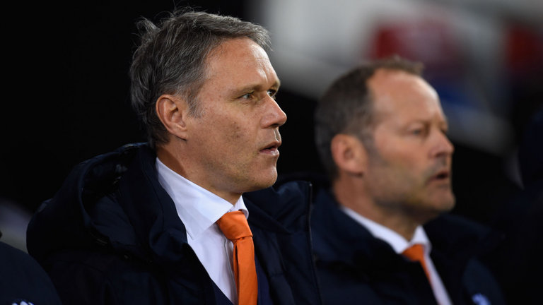 Ảnh bài viết "Người Hà Lan bay" Van Basten được FIFA trọng dụng