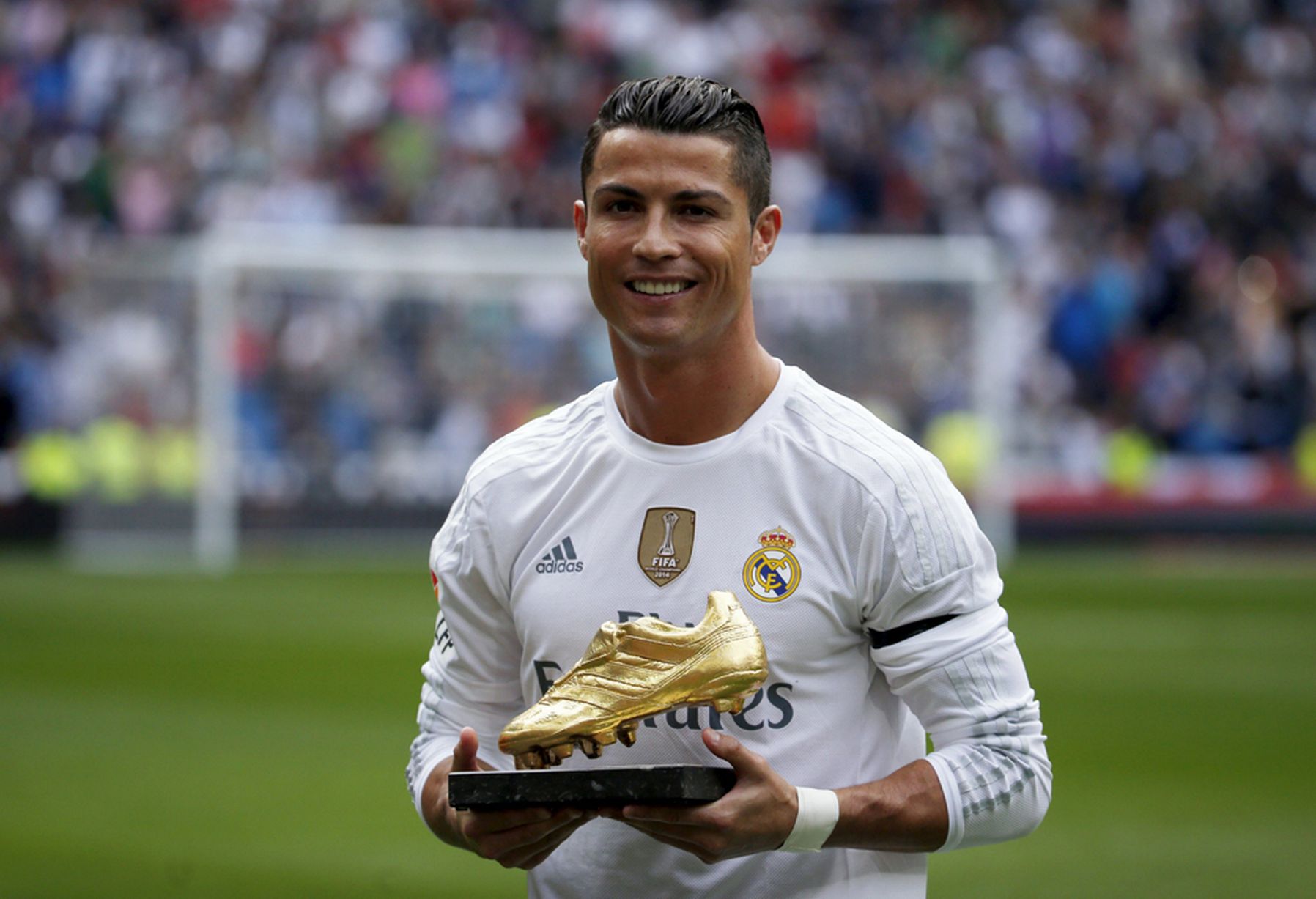 Ảnh bài viết Điểm tin chiều 22/10: Ronaldo gặp trực trặc hợp đồng; Hé lộ ước mơ của Pogba