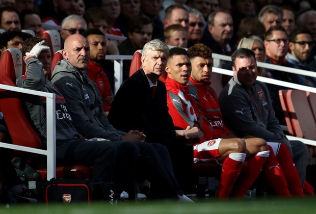 Ảnh bài viết Arsenal đang dần cắt bớt quyền hạn của Wenger