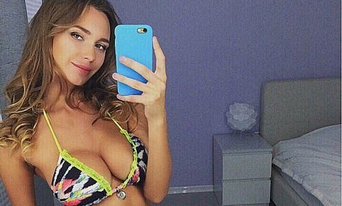 Ảnh bài viết Người đẹp không có hứng thú với Ronaldo